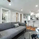 Grand Oaks Terminal In The Heights