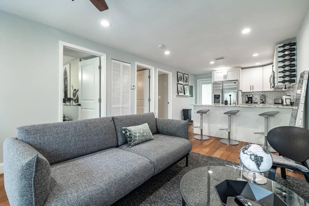 Apartment Grand Oaks Terminal In The Heights
